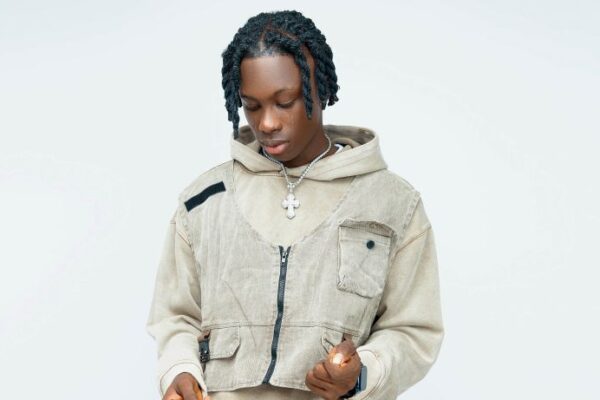 Finess – Illuminate Download